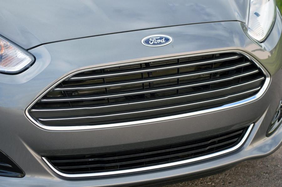  Ford Fiesta Titanium 2014 года  (фото 43 из 44)
